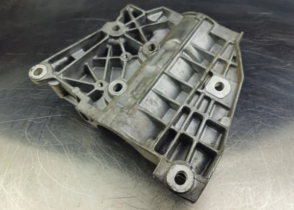 Support d'arbre de transmission OEM GJ32-4H473-AC Range Rover image 8