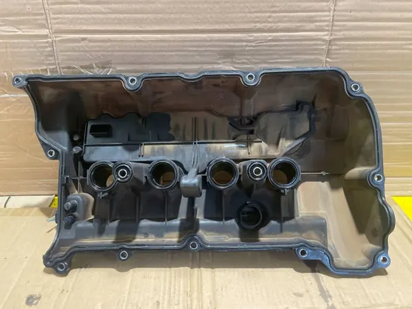 Venttiilikansi Citroen OEM M03017B152 - 1.6 Bensiini image 2