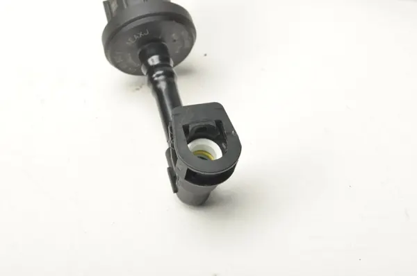 Válvula de vacío Volvo OEM 32363167 32363206 image 4
