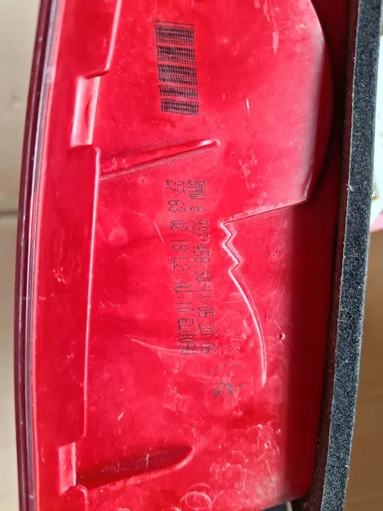 Luz trasera derecha BMW 3 E90 Sedan image 6