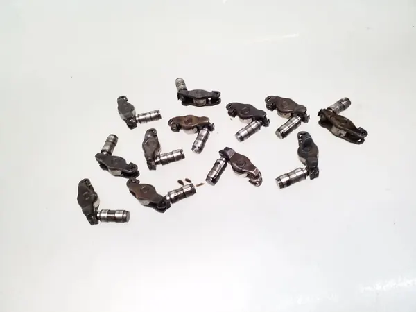 2012 Mercedes-Benz C W204 Alavanca de Válvula image 1