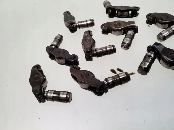 2012 Mercedes-Benz C W204 Alavanca de Válvula image 3