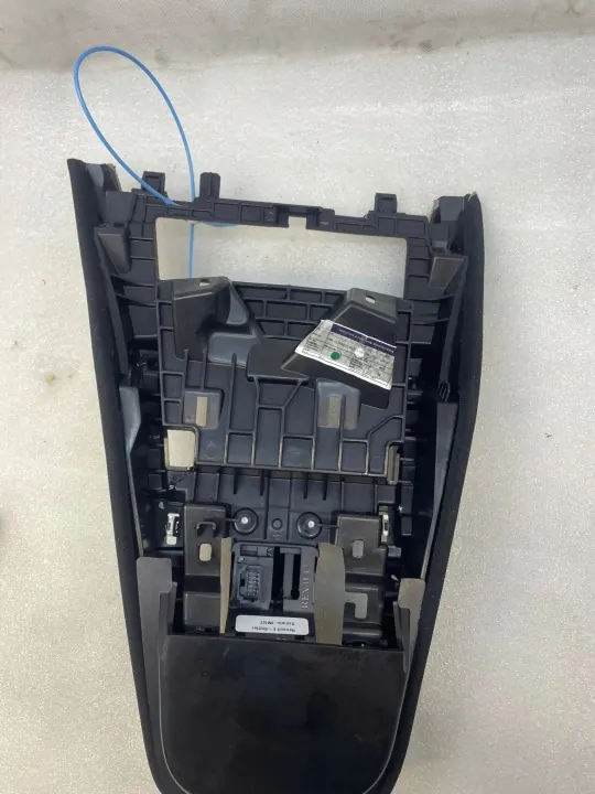 Marco panel túnel central OEM 969120767R Renault Zoe II image 4