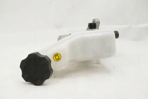 Begagnad bromsmästarcylinder OEM 1001 för Kia Sportage image 5