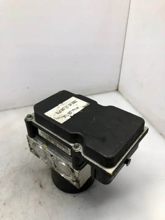 ABS-pumpstyrenhet OEM 0265231712 Begagnad image 3