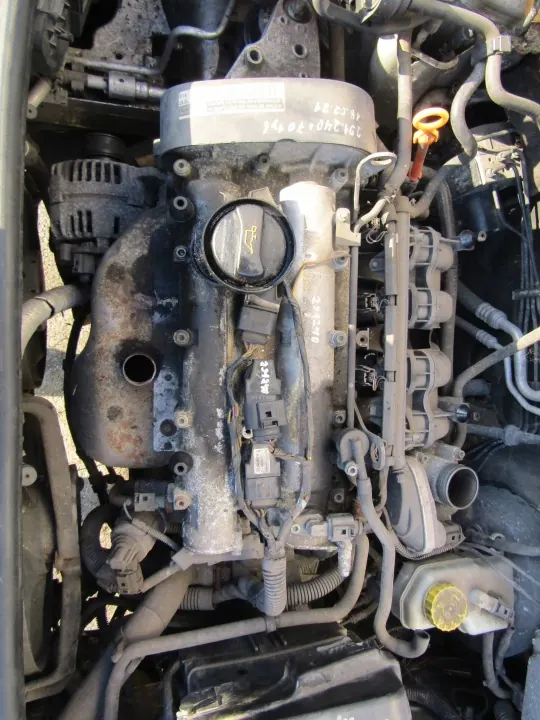 Begagnad SKODA-motor OEM AK-6-91408 för Fabia I 6Y image 2