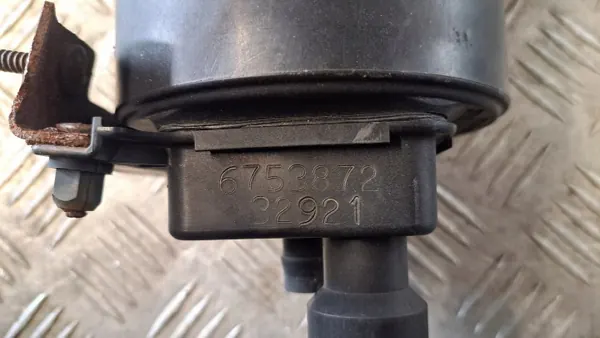 BMW M3 E46 Carbon Filter 6753872 Used image 3