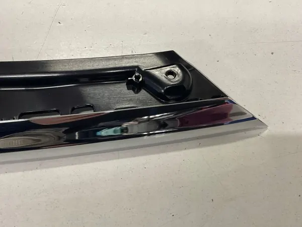 OEM 3G0941120 Kromilista Oikea Lamppu - VW Passat B8 image 8