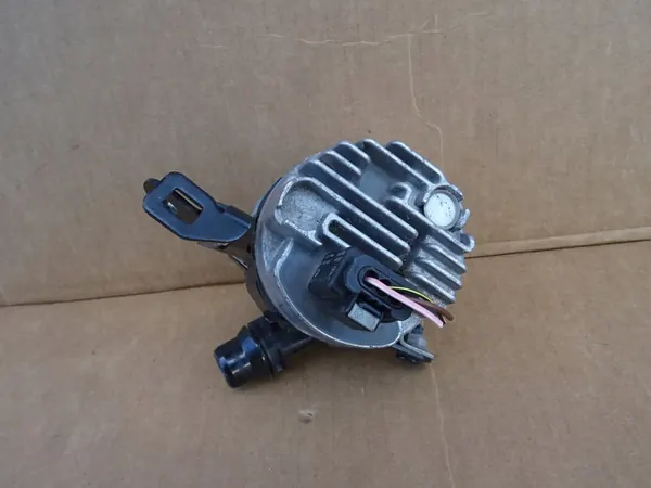 Mercedes-Benz OE A0005002300 Vattenpump image 2