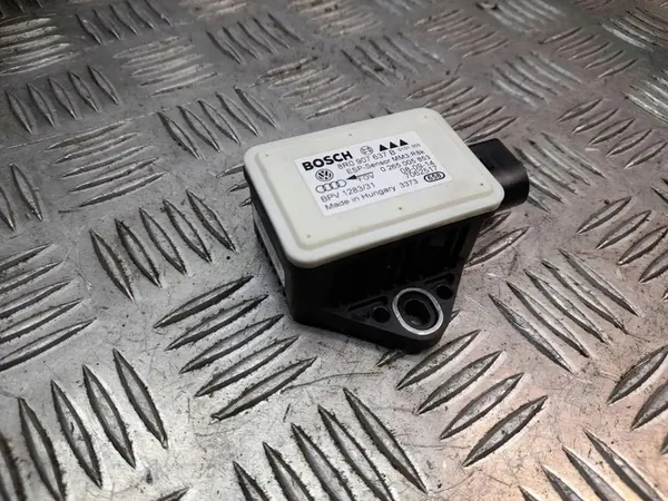 Accéléromètre AUDI A4 (8K2, B8) 2.7L diesel 2009 image 1