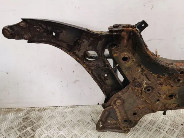 Subchassi dianteiro Hyundai i30 2013 OEM 62401A6400 image 4