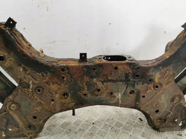 Subchassi dianteiro Hyundai i30 2013 OEM 62401A6400 image 5