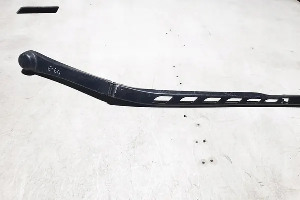 Front Wipers BMW 5 (E60) 2.5L Diesel 2008 OEM image 2