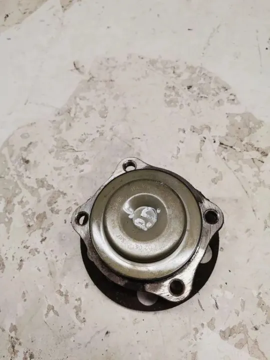 Voorwielnaaf Mercedes W222/W217 OEM A2223340206 image 2