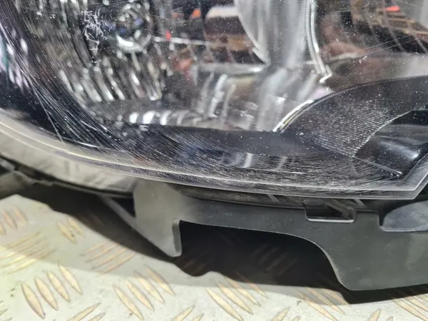 OEM 95440410 oikea ajovalo Opel Mokka image 4