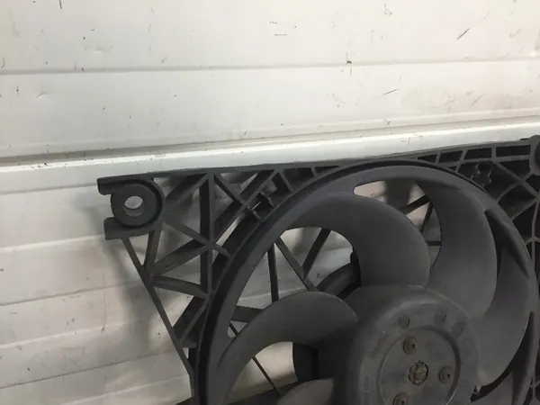 MERCEDES VITO VIANO A639 OEM A6395000593 image 4