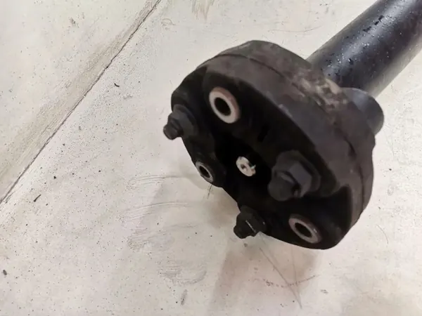 BMW X6 Kardanas OEM 7624427 - Gebruikt image 4