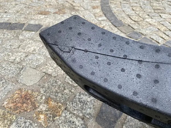 VW JETTA VI Etupuskuri OEM 5C6807248D image 6