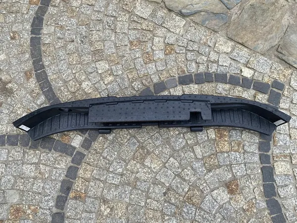 VW JETTA VI Etupuskuri OEM 5C6807248D image 9