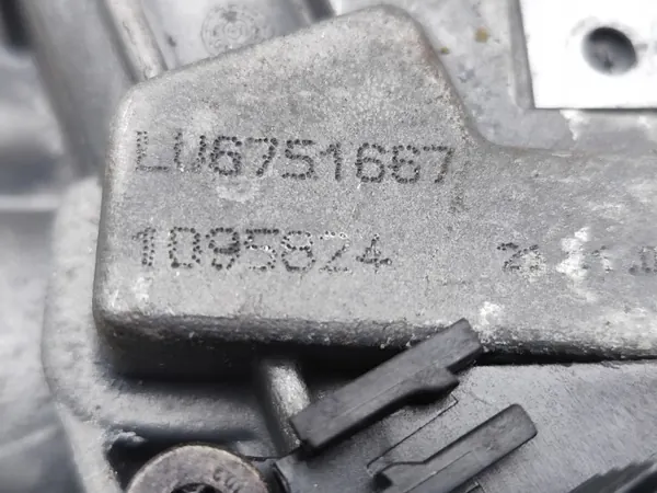 BMW X5 Ontstekingsslotschil OEM LU6751667 image 7