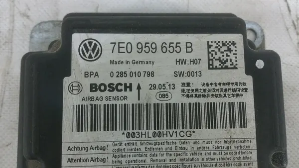 OEM 7E0959655B turvatyyny moduuli VW Transporter T5 image 3