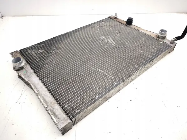 Radiateur d'eau OEM 17117533472 pour BMW X5/X6 image 2