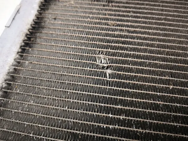 Radiateur d'eau OEM 17117533472 pour BMW X5/X6 image 7
