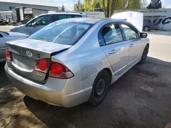 Honda Civic Alternator 2006 1.8L ahga67 image 10