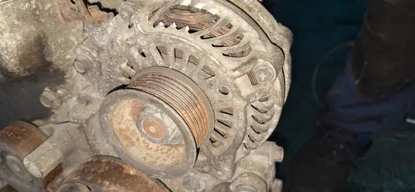 Honda Civic Alternator 2006 1.8L ahga67 image 2