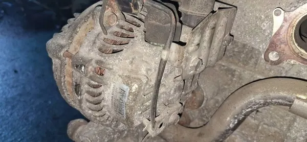 Honda Civic Alternator 2006 1.8L ahga67 image 3