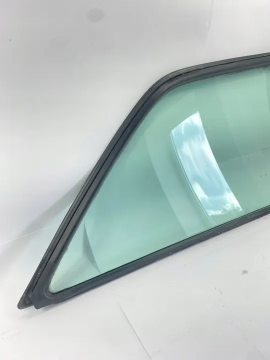 Vitre arrière gauche avec joint OEM SDV08662 Mercedes W124 image 3