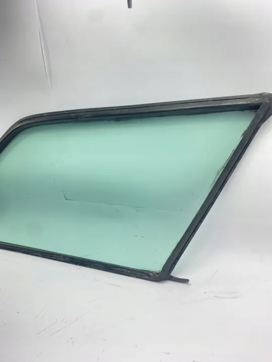 Vitre arrière gauche avec joint OEM SDV08662 Mercedes W124 image 5