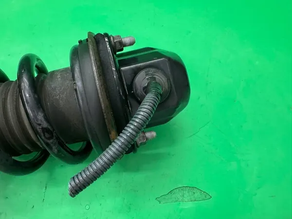 Voorlinker Demper OEM 48520-30301 Lexus GS III image 6