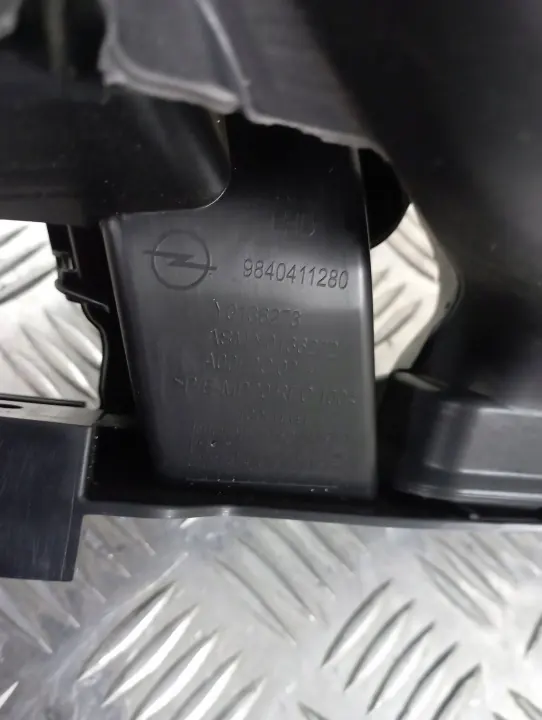 Conduto de ar Opel Astra L OEM 9840411280 - Usado image 6