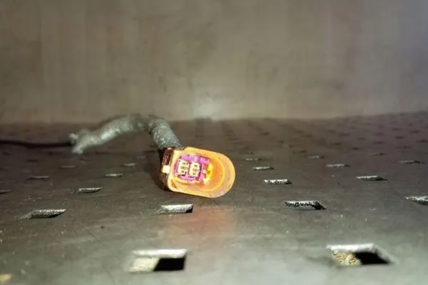 Abgastemperatursensor VW GOLF V VARIANT OEM image 2