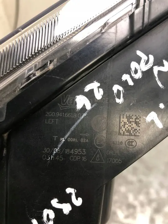 Farol Halógeno Esquerdo VW Polo VI 2G0941661B image 5