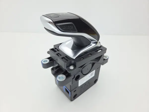 Peugeot 508 II Levier de vitesses 10010221103 Centre image 10