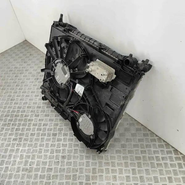 Pièces refroidissement Land Rover CPLA19C600AE image 3