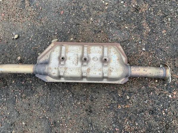 Subaru Forester Avgasljuddämpare OEM FBZ27758 image 9