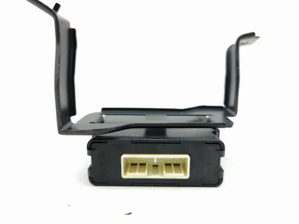 Hyundai Kona I ohjausmoduuli OEM 4295018001 image 4