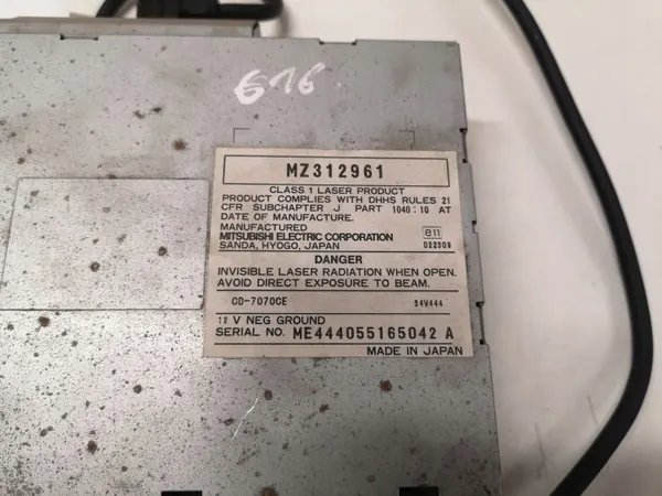 CD-vaihtaja MZ312961 Mitsubishi Grandis 2.0L Diesel image 4