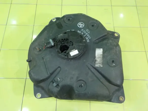 Pompe à réservoir AdBlue Mercedes OEM A2124700200 - Occasion image 6