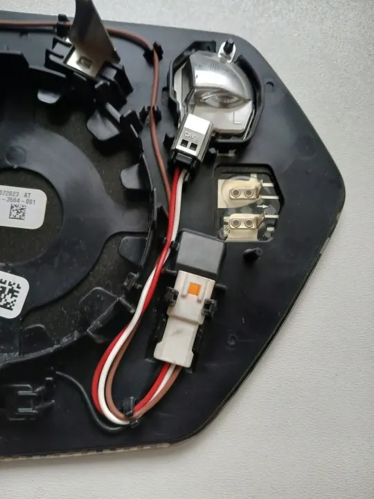 Inserção Espelho Esquerdo KIA EV9 OEM - Fotocrómico image 4