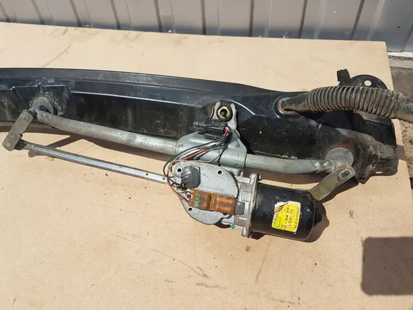 Etupyyhkijän mekanismi Renault Trafic II 2001-2014 image 6