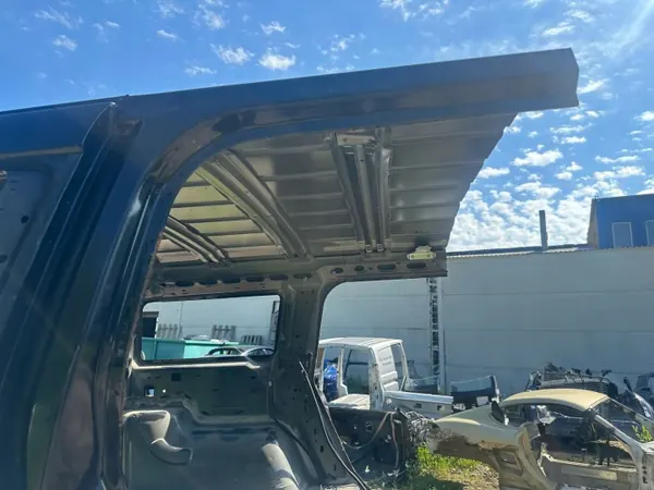 Panneau arrière Hummer H2 d'occasion - OEM NA image 3