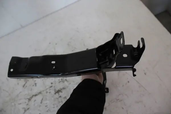 Strålkastarfäste OEM 5A26E82 Höger Fram BMW X3 image 5