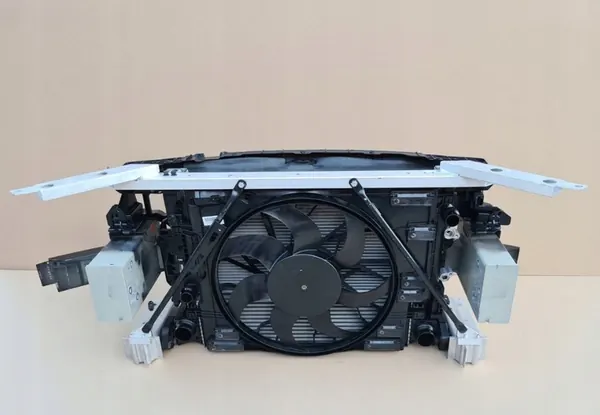 Suporte do Radiador Volvo XC60 II 2.0T T8 Hybrid image 4