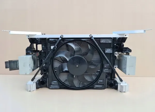 Suporte do Radiador Volvo XC60 II 2.0T T8 Hybrid image 5