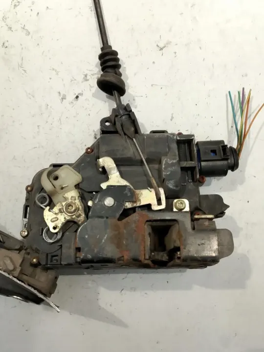 Maçaneta Porta Dianteira Esquerda Škoda Fabia I Fechadura Ligação OEM image 3