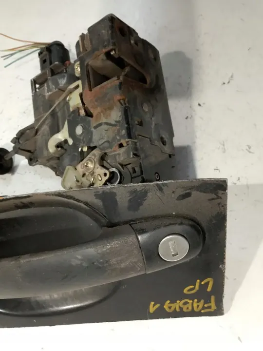 Maçaneta Porta Dianteira Esquerda Škoda Fabia I Fechadura Ligação OEM image 4